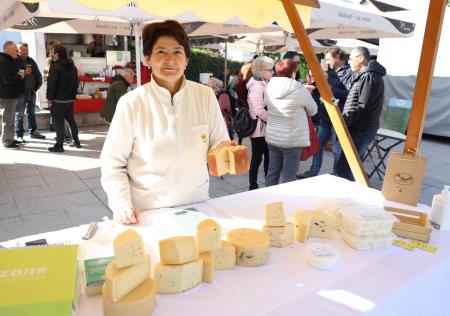 Ponudba domačih sirov Kmetije Jergan